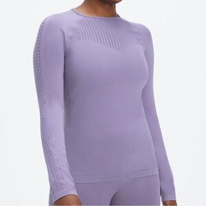 Fabletics Sync Seamless Top
